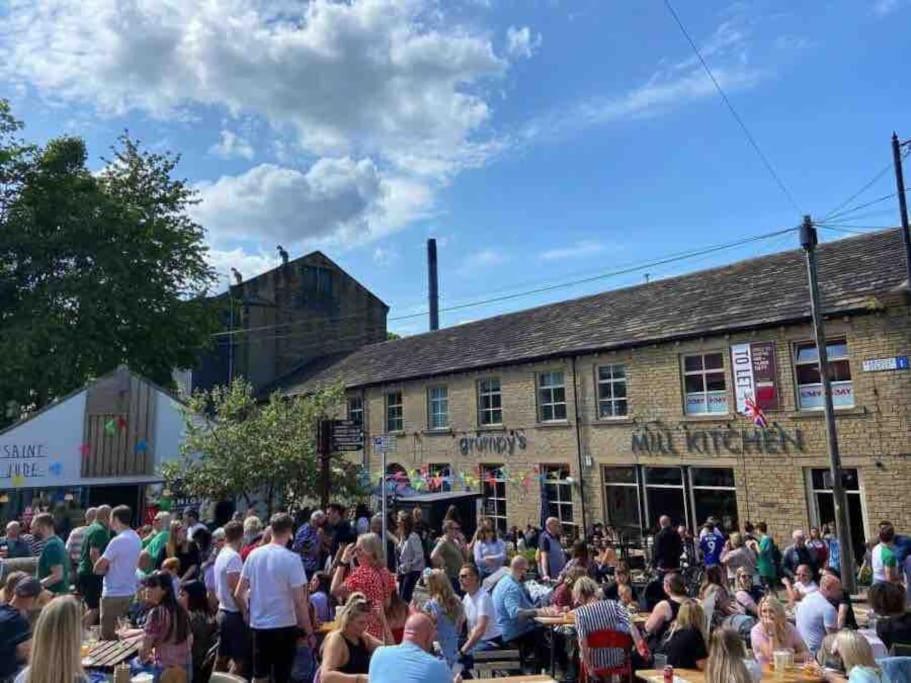 Farsley Cottage Bagian luar foto
